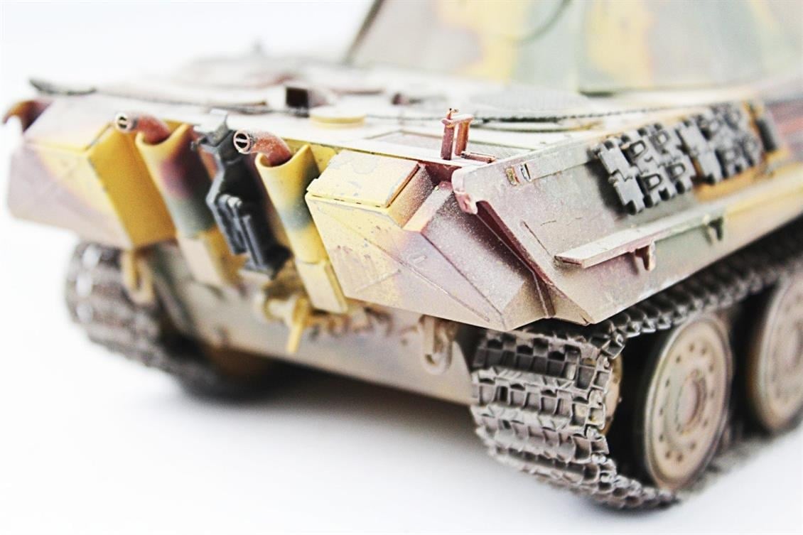 QD261 1/35 Panther, Tamiya, Sergilemeye Hazır Plastik Tank Modeli