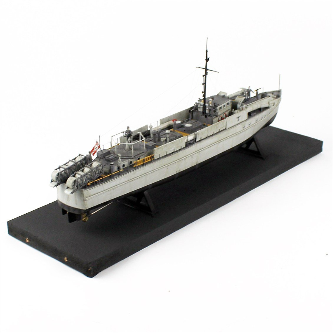 QD407 1/72 Ölçek, German S-Boat, 1939-45 Alman Torpido Botu, Camekanlı, Sergilemeye Hazır, Plastik Gemi Modeli