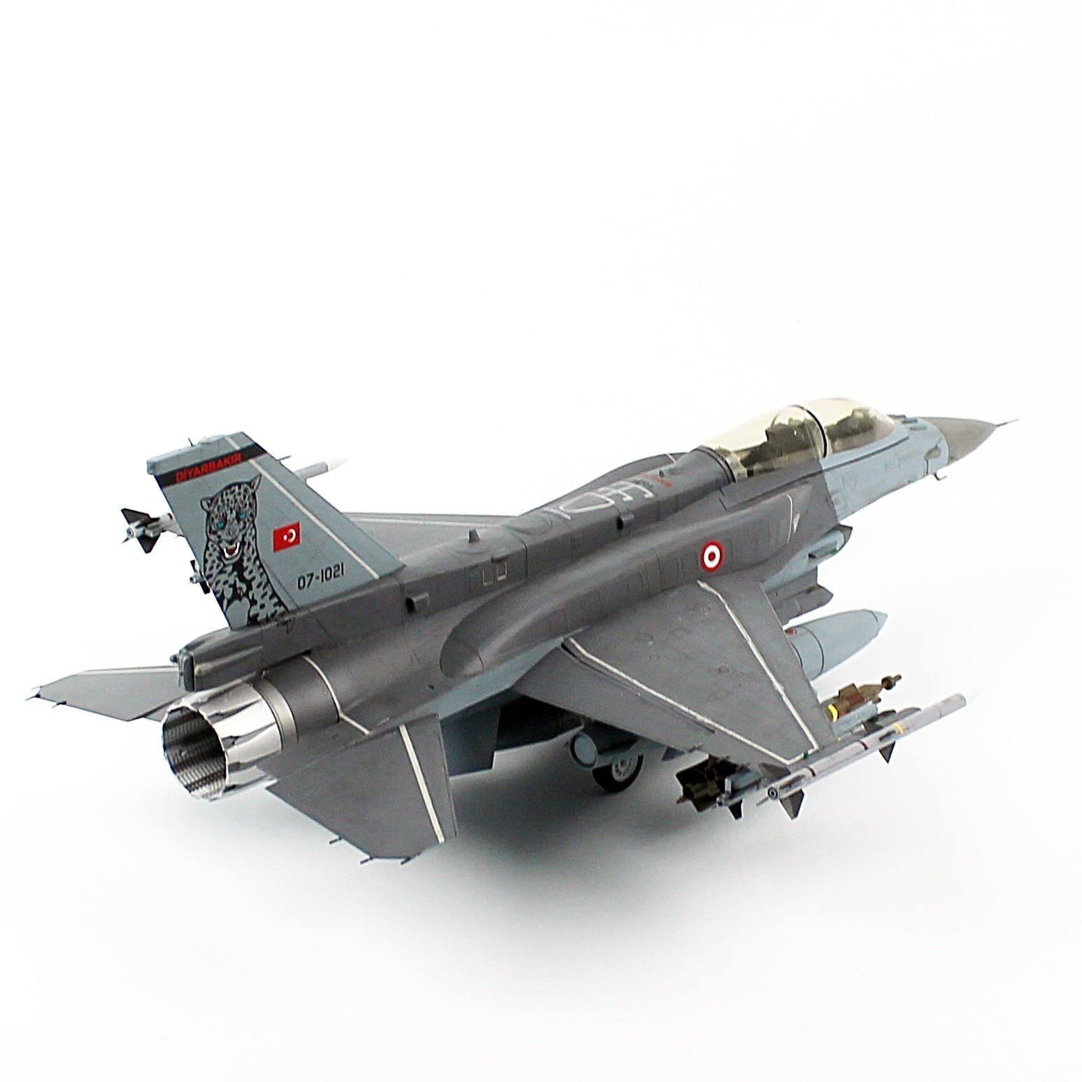 QD605 1/32 Ölçek, F-16D Savaşan Şahin, Pars 181. Filo, Sergilemeye Hazır Plastik Uçak Modeli