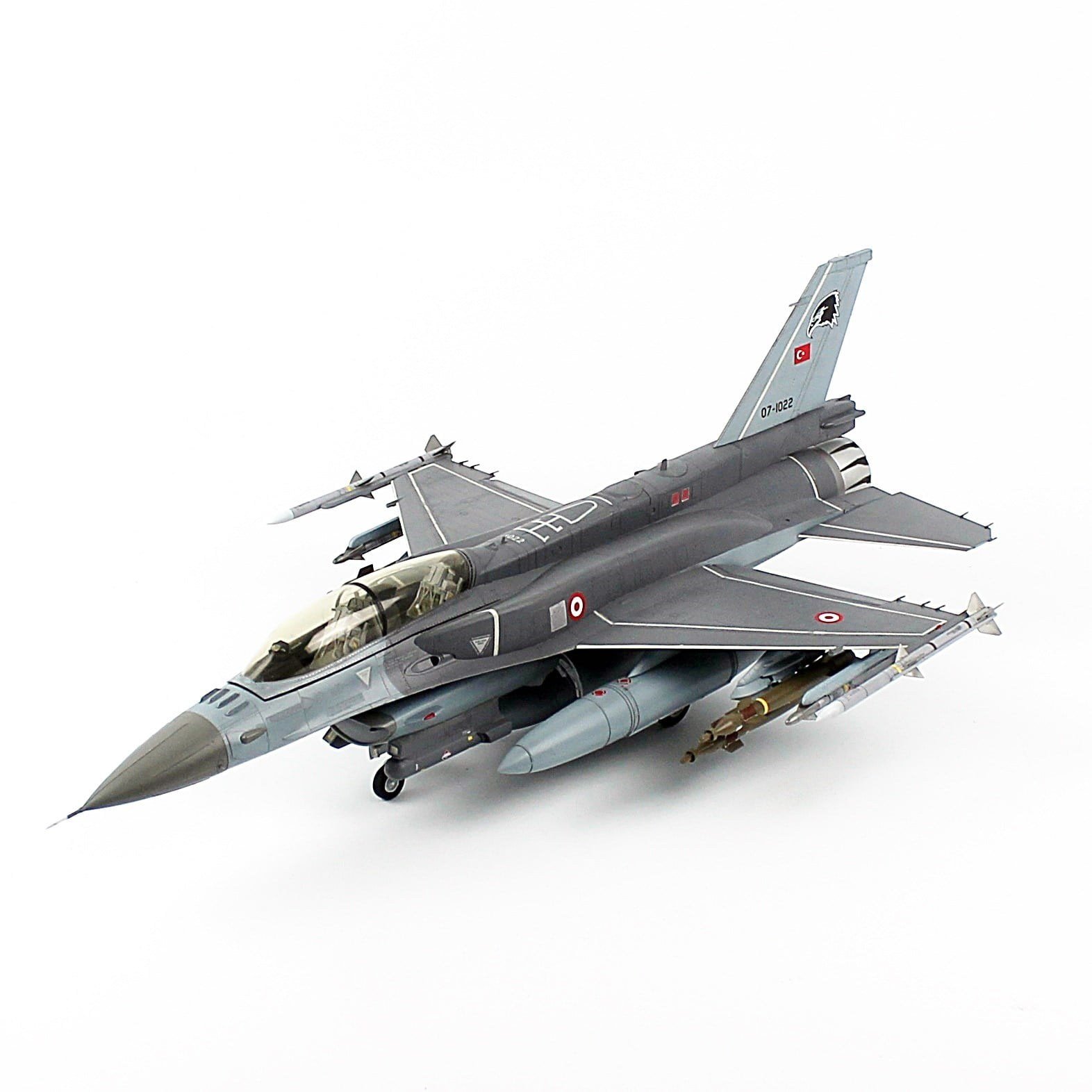 QD606 1/32 Ölçek, F-16D Savaşan Şahin, Yarasa Kartal- Bandırma, Sergilemeye Hazır Plastik Uçak Modeli