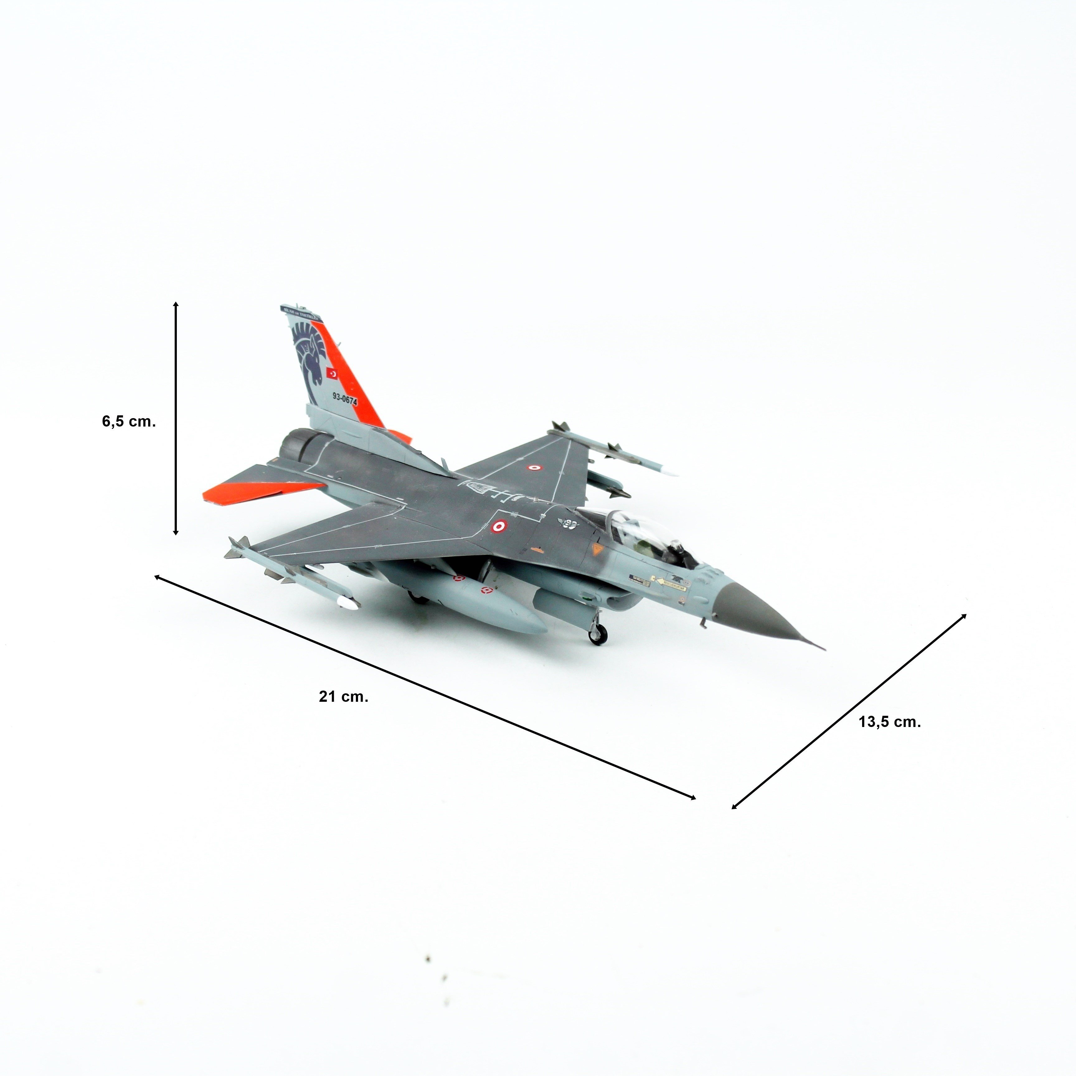 QD609 1/72 Ölçek, F-16C B-50 Savaşan Şahin, 132 Hançer Filo, Sergilemeye Hazır Model Uçak