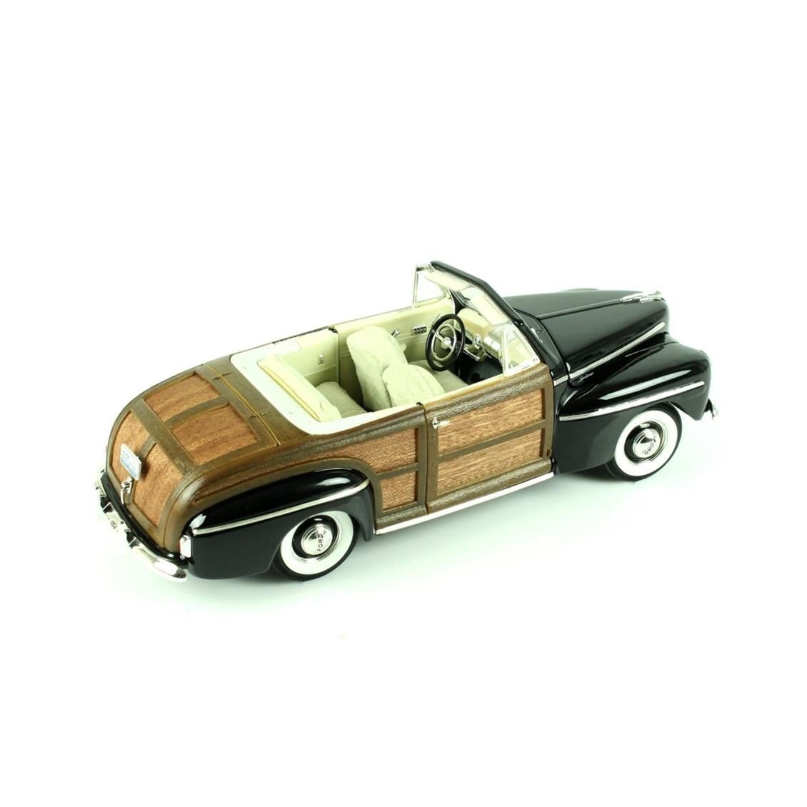 Road Signature 20048 1/18 Ölçek, 1946 Ford Sportsman (Wood Frame), Black, Sergilemeye Hazır Metal Araba Modeli