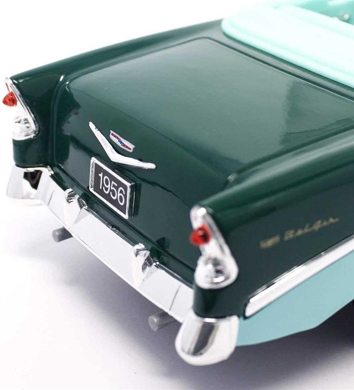 Road Signature 92128 1/18 Ölçek, 1956 Chevrolet Belair, Green, Sergilemeye Hazır Metal Araba Modeli