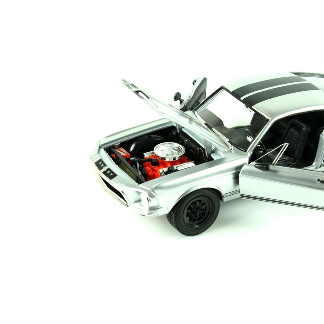 Road Signature 92168 1/18 Ölçek, 1969 Shelby GT500KR, Chrome, Sergilemeye Hazır Metal Araba Modeli