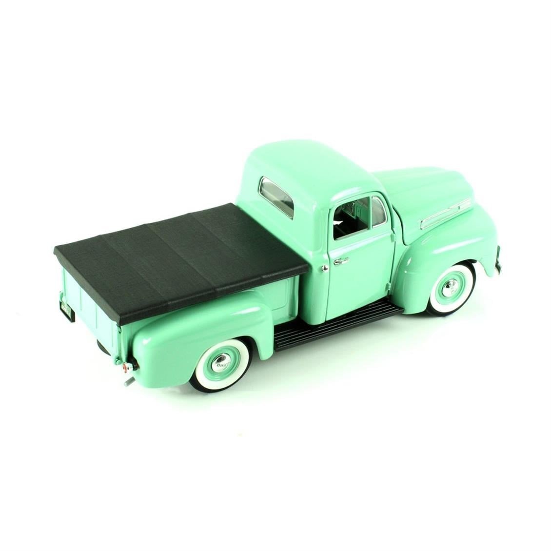 Road Signature 92218 1/18 Ölçek, 1948 Ford F-1 Pickup With Flatbed Cov, Green, Sergilemeye Hazır Metal Araba Modeli