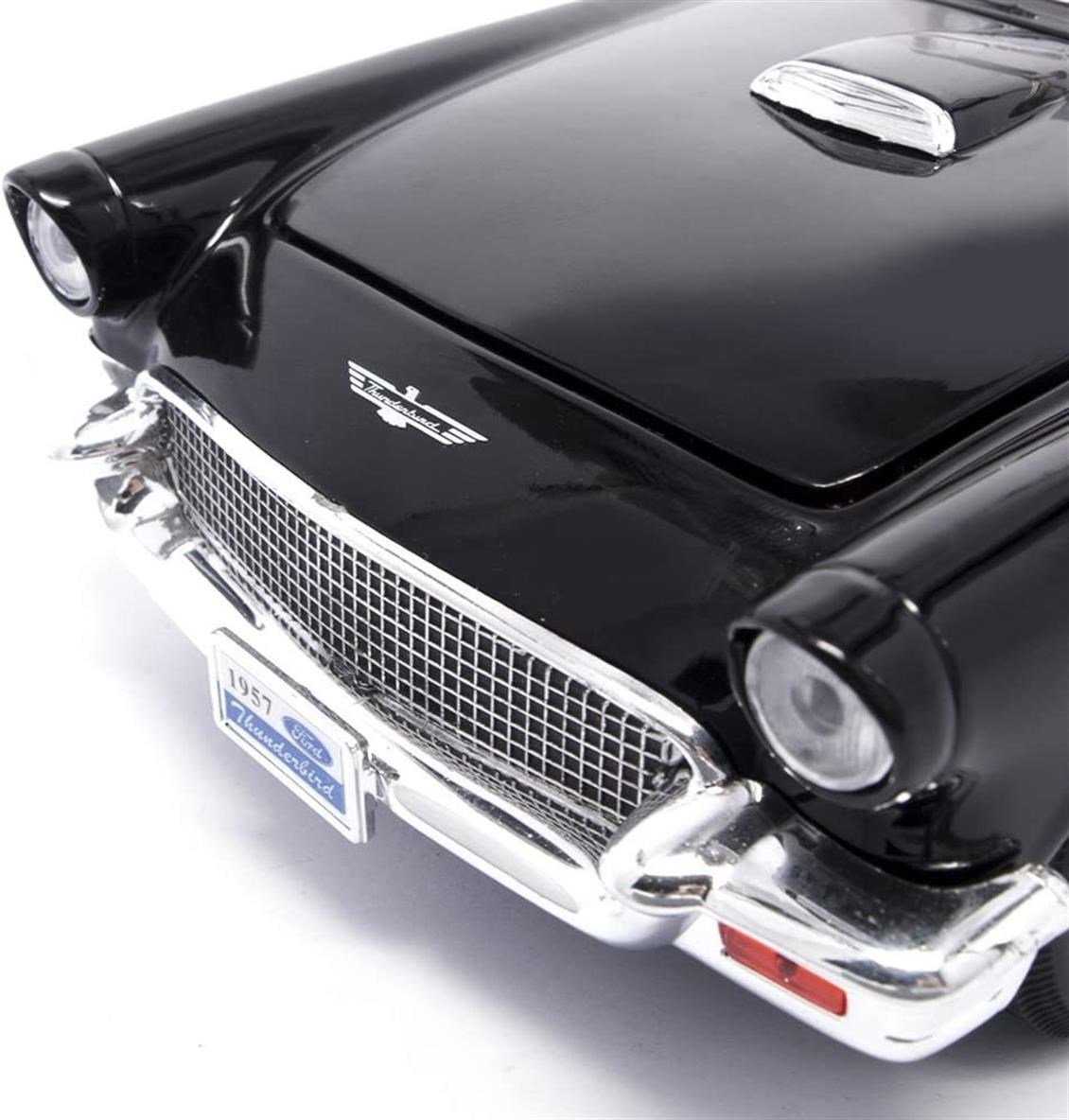 Road Signature 92358 1/18 Ölçek, 1957 Ford Thunderbird, Black, Sergilemeye Hazır Metal Araba Modeli