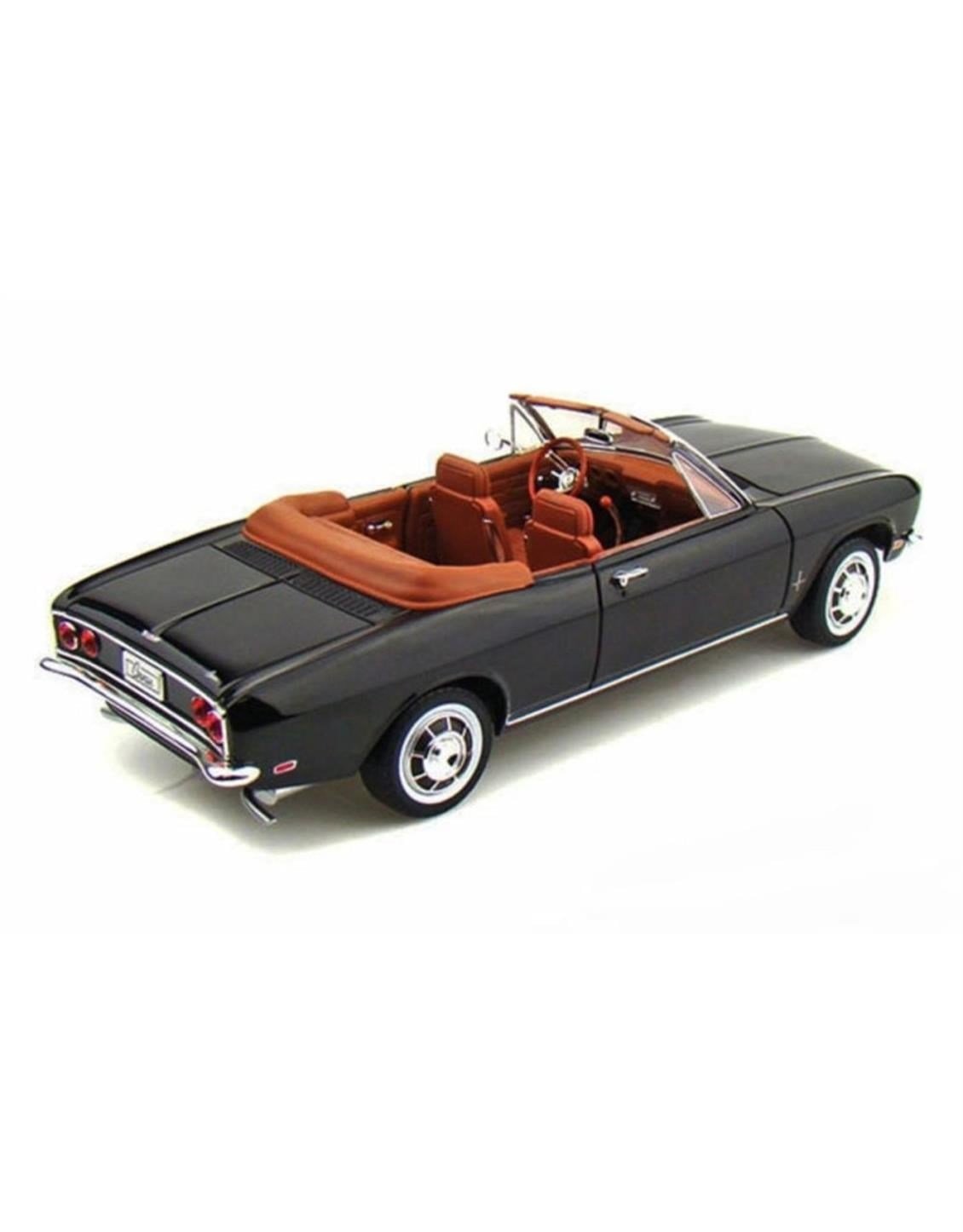 RoadSignature 92498 1/18 Ölçek, 1969 Chevrolet Corvair Monza,Cabrio, Siyah, Sergilemeye Hazır Metal Araba Modeli