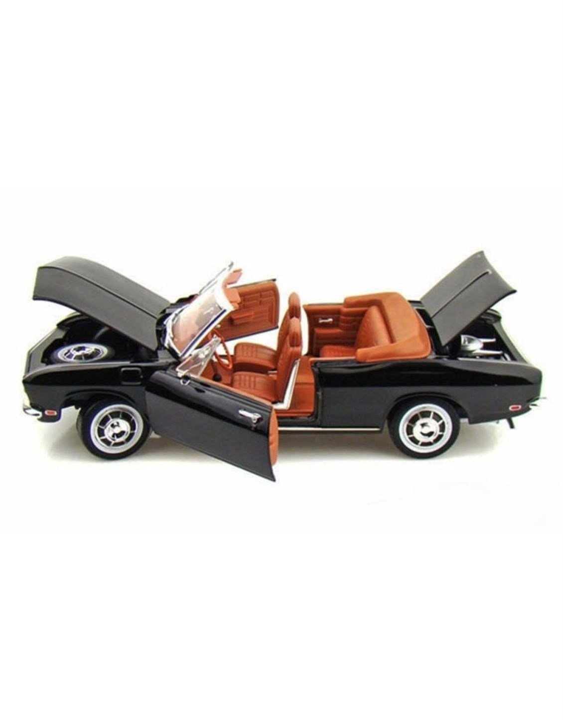 RoadSignature 92498 1/18 Ölçek, 1969 Chevrolet Corvair Monza,Cabrio, Siyah, Sergilemeye Hazır Metal Araba Modeli