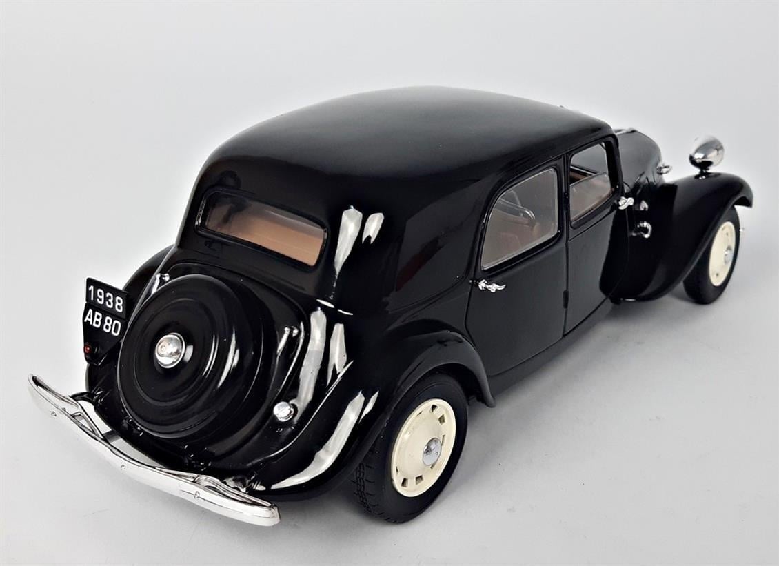 Solido 1800903 1/18 Ölçek, 1937 Citroën Traction 11CV, Siyah, Sergilemeye Hazır Metal Araba Modeli