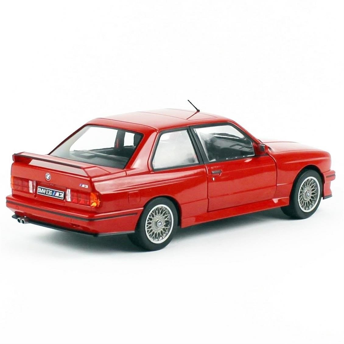 Solido 1801502 1/18 Ölçek, 1990 Bmw M3 E30 Sport Evo, Kırmızı, Sergilemeye Hazır Metal Araba Modeli