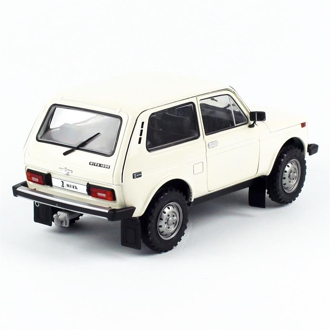 Solido 1807301 1/18 Ölçek, 1980 Lada Niva, Krem Beyaz, Sergilemeye Hazır Metal Araba Modeli