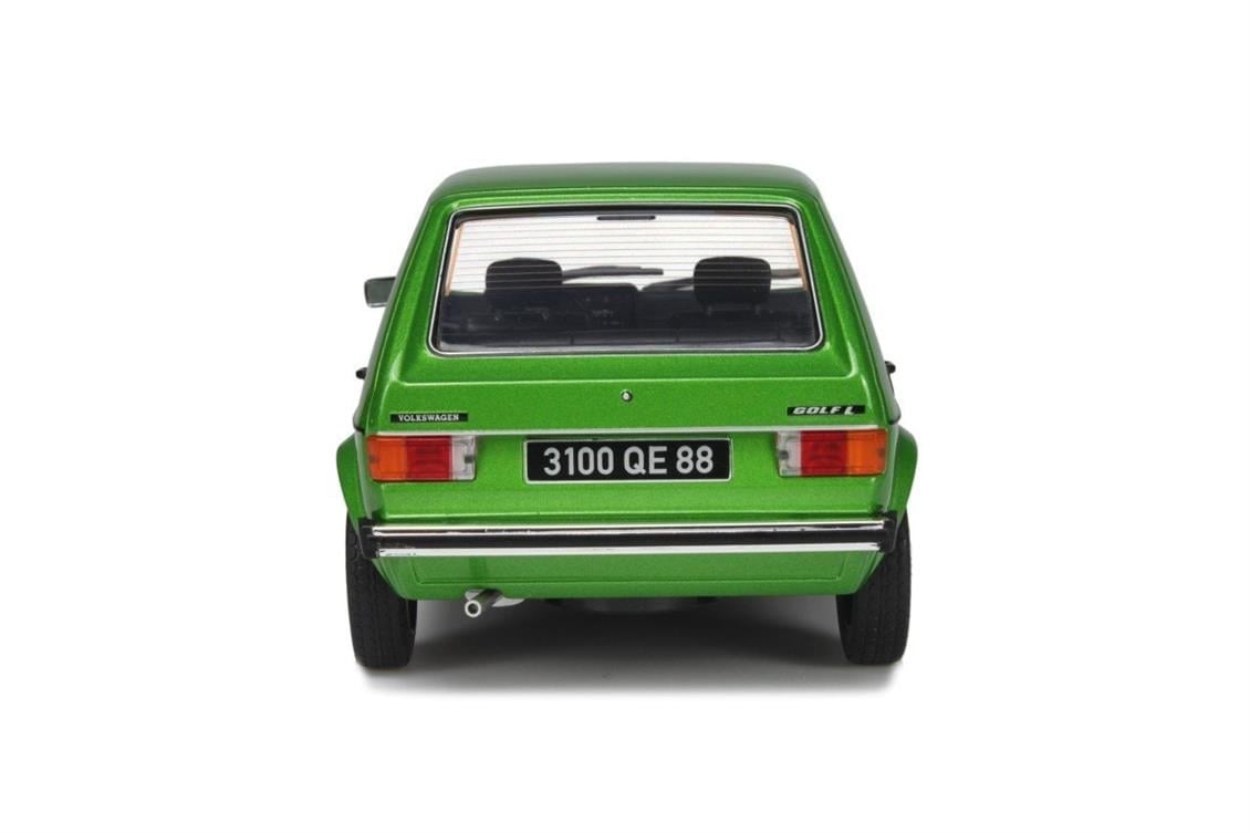 Solido S1800203 1/18 Ölçek, 1983 Volkswagen Golf-Yeşil-Sergilemeye Hazır Metal Araba Modeli