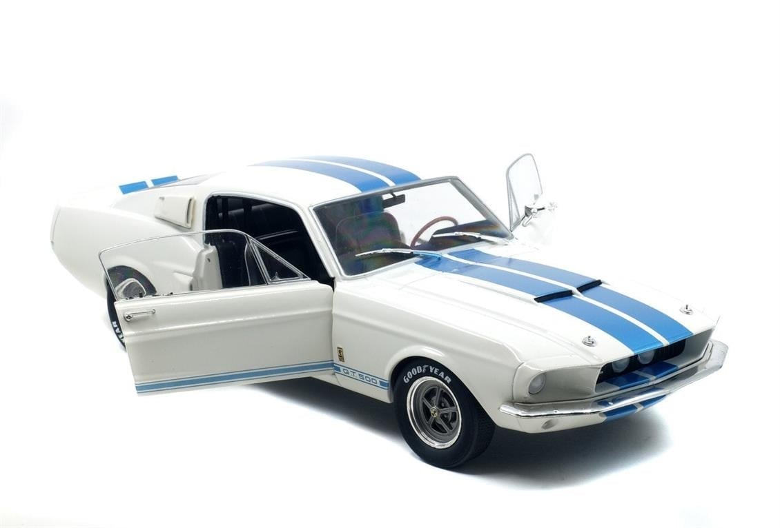 Solido S1802901 1/18 Ölçek, 1967 Shelby Mustang GT500-Beyaz üzeri Mavi Çizgili-Sergilemeye Hazır Metal Araba Modeli