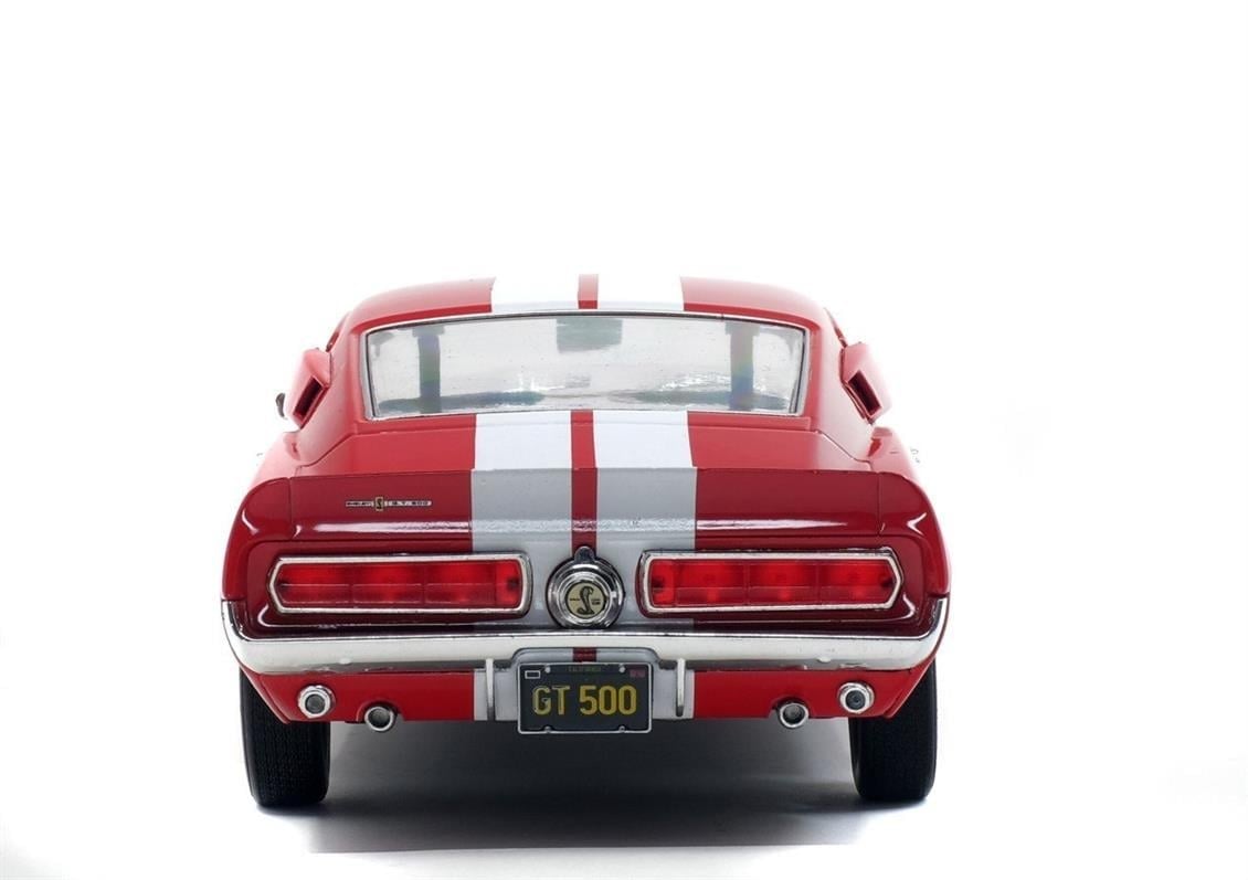 Solido S1802902 1/18 Ölçek, 1967 Shelby Mustang GT500-Kırmızı üzeri Beyaz Çizgili-Sergilemeye Hazır Metal Araba Modeli