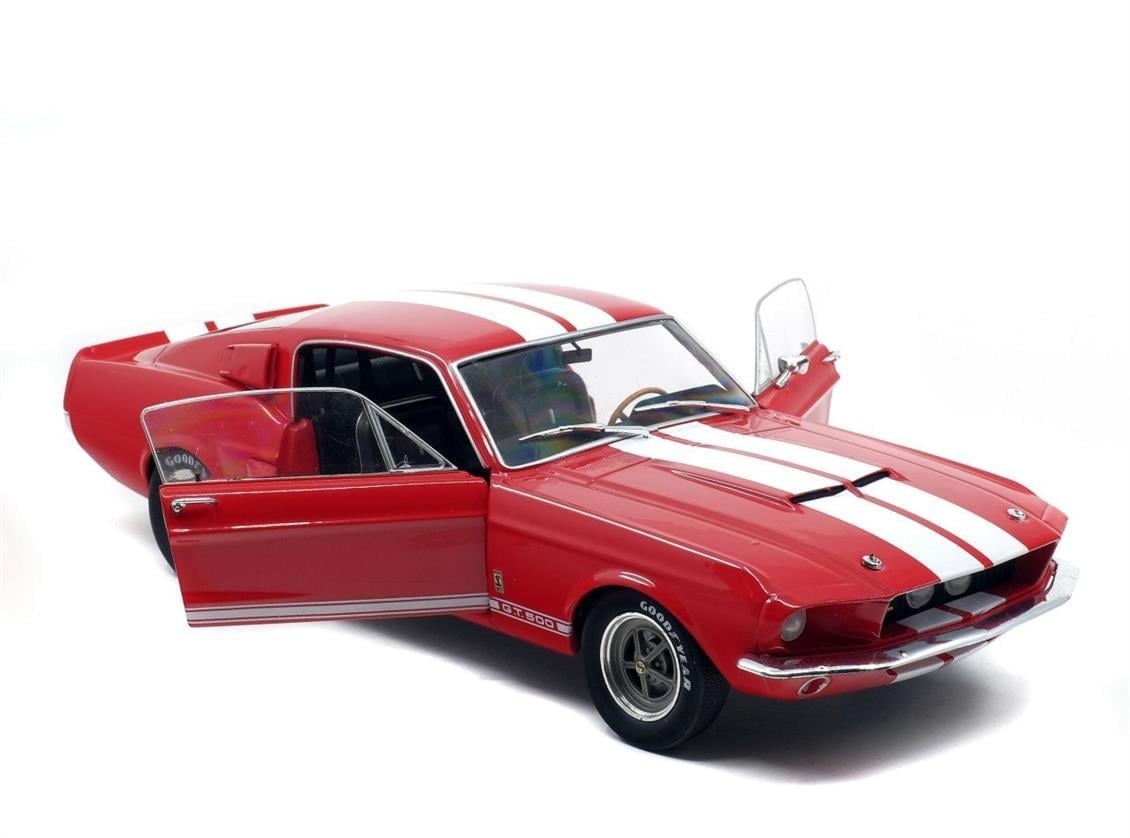 Solido S1802902 1/18 Ölçek, 1967 Shelby Mustang GT500-Kırmızı üzeri Beyaz Çizgili-Sergilemeye Hazır Metal Araba Modeli