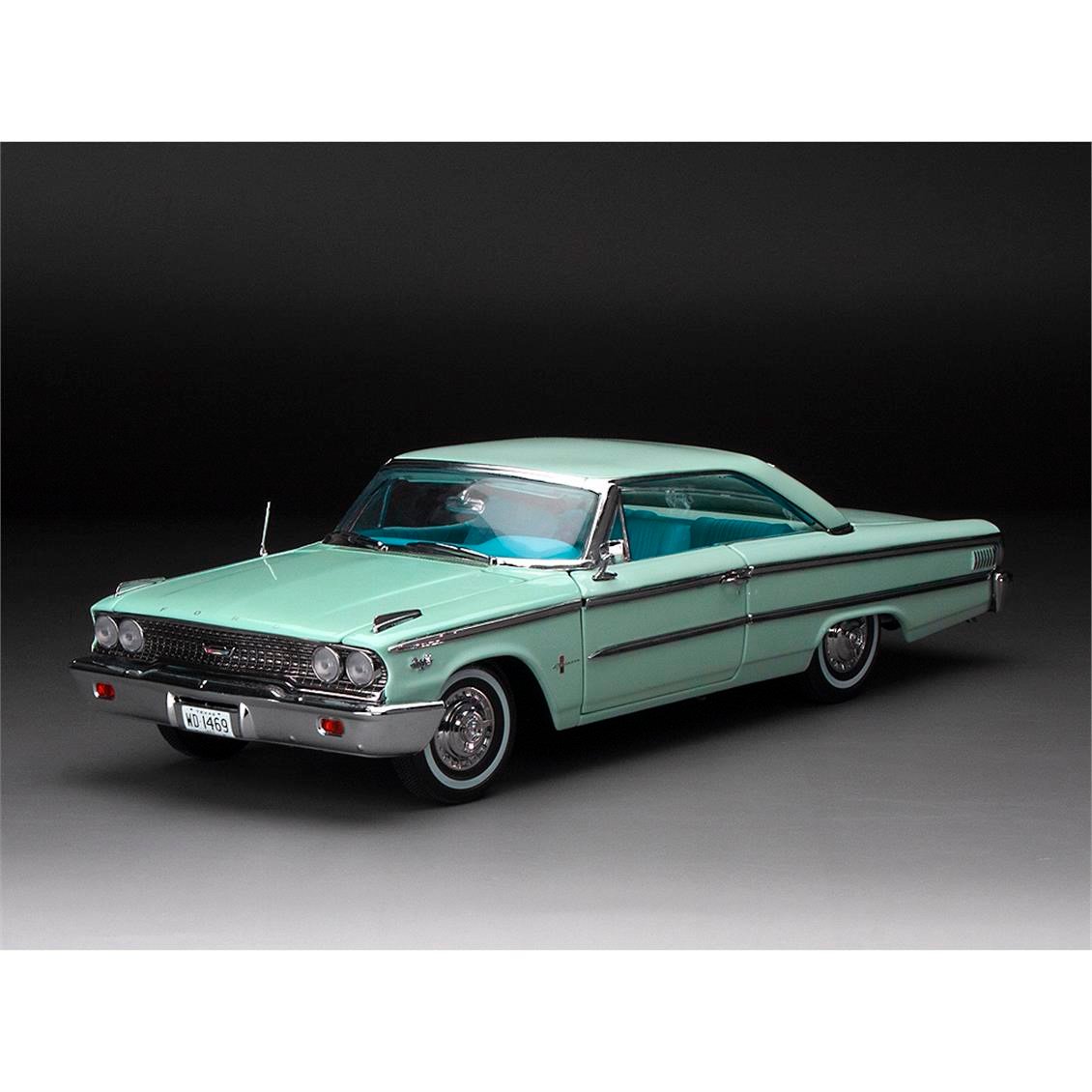 Sunstar 1469 1/18 Ölçek, 1963 Ford Galaxie 500/XL Hardtop, Buz Mavisi, Sergilemeye Hazır Metal Araba Modeli