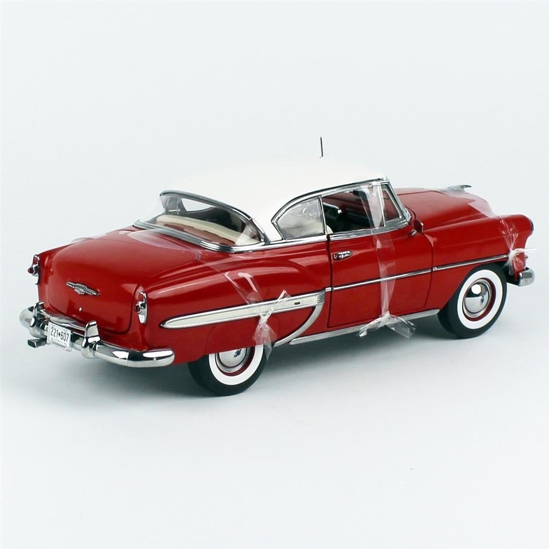 Sunstar 1607 1/18 Ölçek, 1953 Chevrolet Bel Air Hard Top Coupe, Kırmızı, Sergilemeye Hazır Metal Araba Modeli