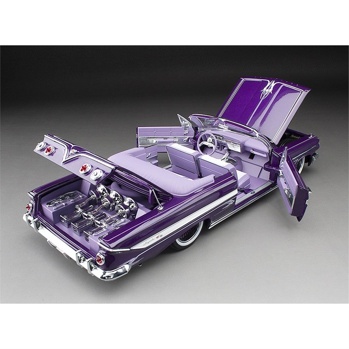 Sunstar 2111 1/18 Ölçek, 1961 Chevrolet Impala Open Convertible Lowrider, Mor, Hareketli Süspansiyonlu, Sergilemeye Hazır Metal