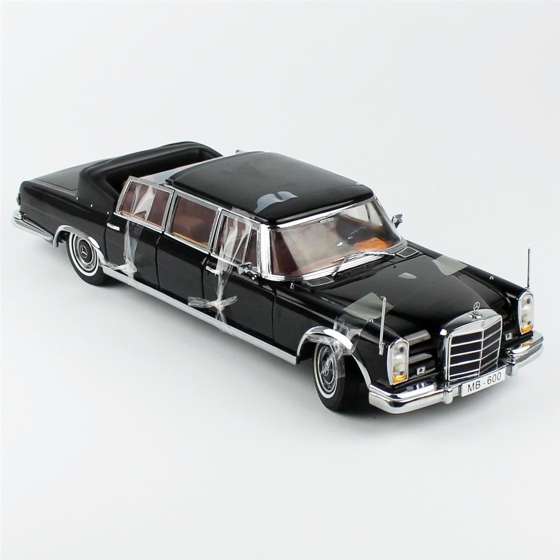 Sunstar 2302 1/18 Ölçek, 1966 Mercedes-Benz 600 Landaulet, Siyah, Sergilemeye Hazır Metal Araba Modeli
