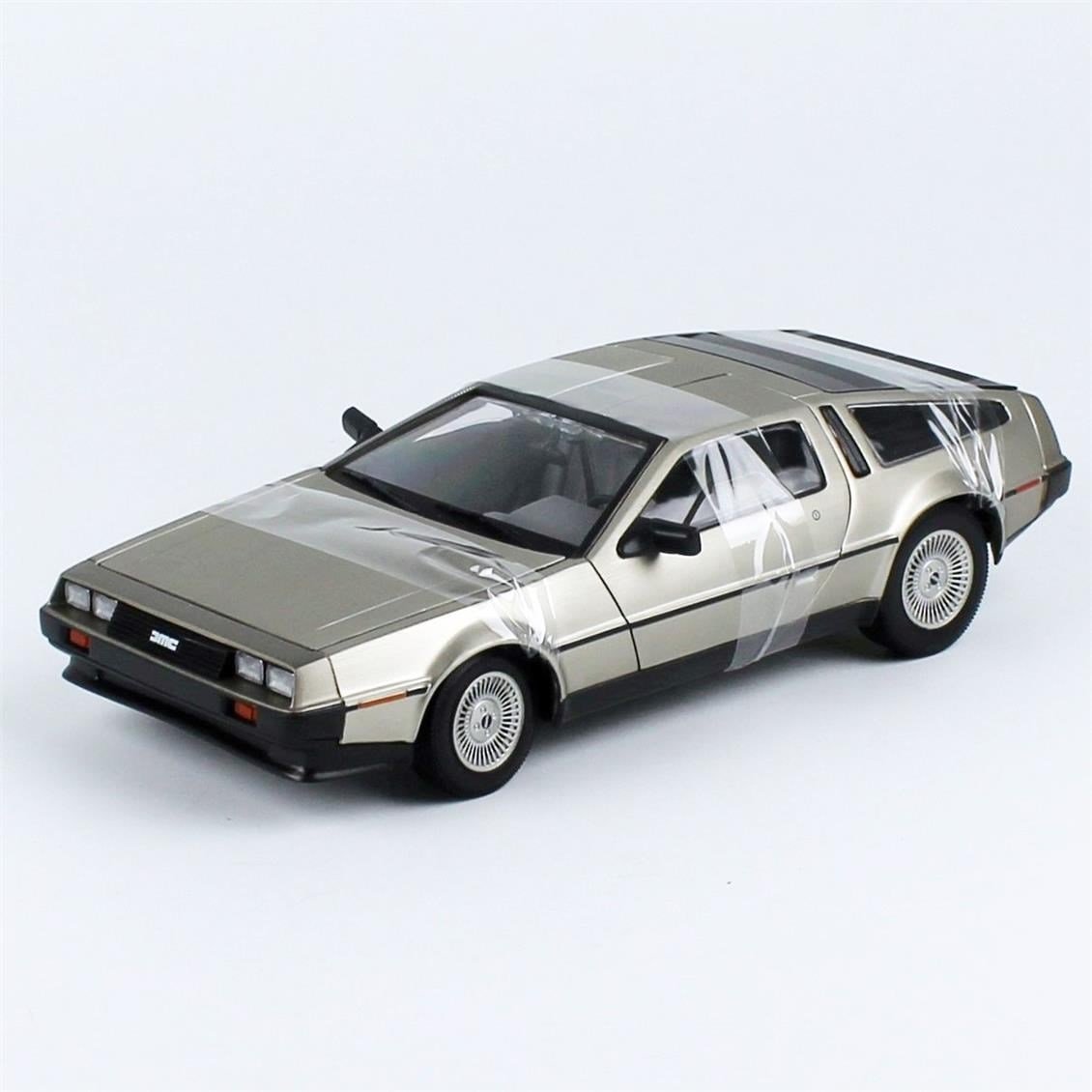 Sunstar 2701 1/18 Ölçek, 1981 De Lorean DMC 12 Coupe, Krom Renk, Sergilemeye Hazır Metal Araba Modeli