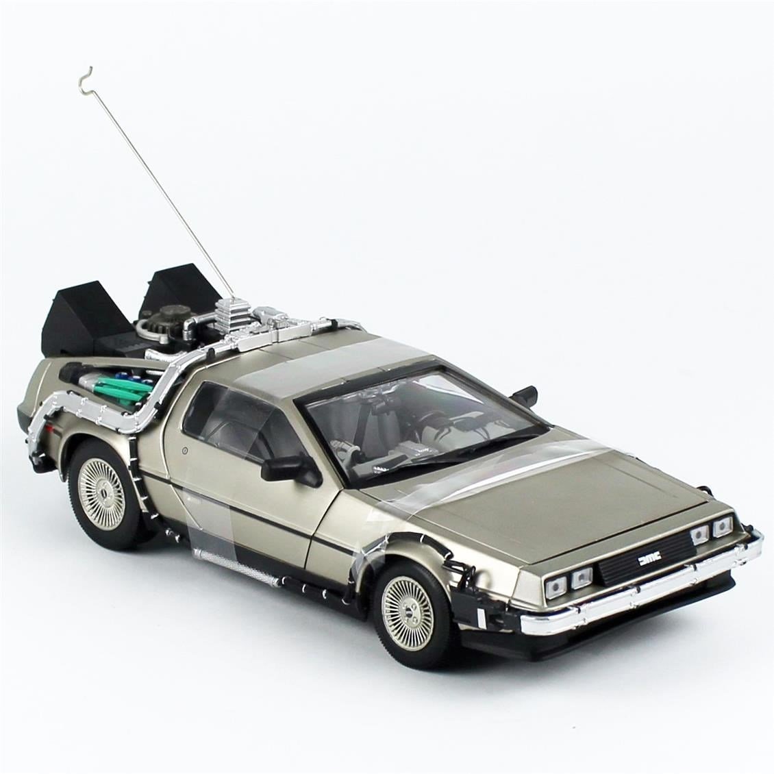 Sunstar 2711 1/18 Ölçek, Delorean (Geleceğe Dönüş I) Krom Renk, Sergilemeye Hazır Metal Araba Modeli