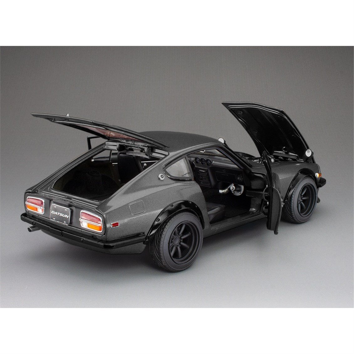 Sunstar 3517 1/18 Ölçek, 1971 Datsun 240Z, Koyu Gri, Sergilemeye Hazır Metal Araba Modeli