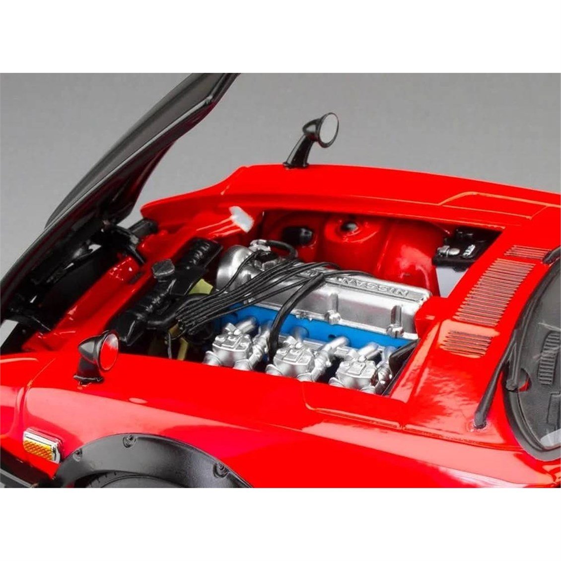 Sunstar 3518 1/18 Ölçek, 1971 Datsun 240Z, Kırmızı, Sergilemeye Hazır Metal Araba Modeli