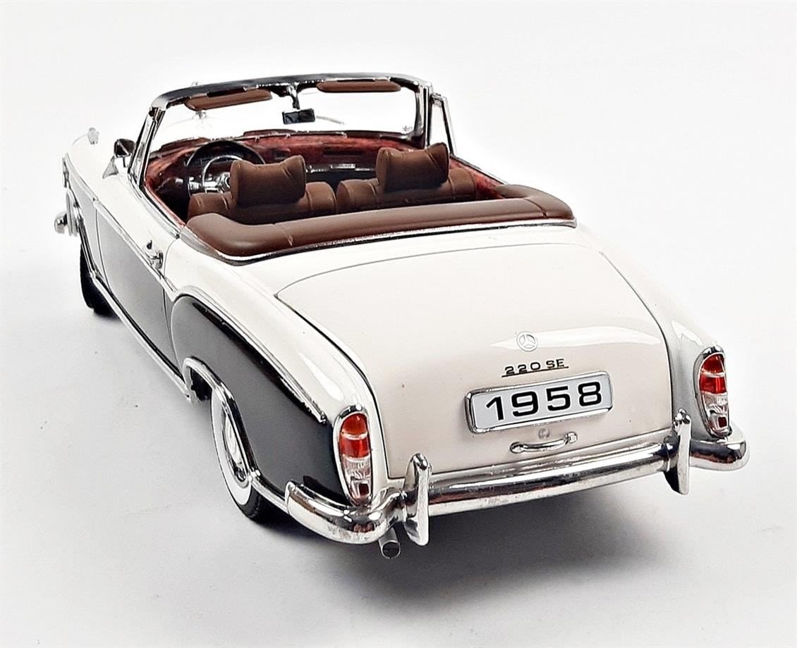 Sunstar 3576 1/18 Ölçek, 1958 Mercedes Benz 220SE Open Convertible, Siyah/Bej, Sergilemeye Hazır Metal Araba Modeli