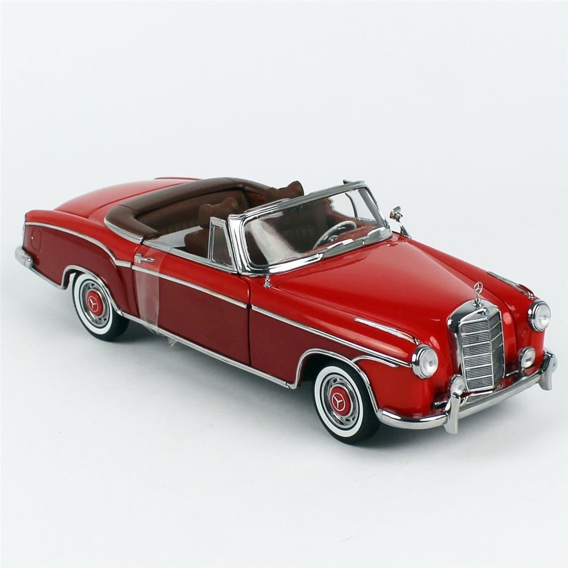 Sunstar 3594 1/18 Ölçek, 1960 Mercedes-Benz 220 SE Cabriolet, Kırmızı/Koyu Kırmızı, Sergilemeye Hazır Metal Araba Modeli