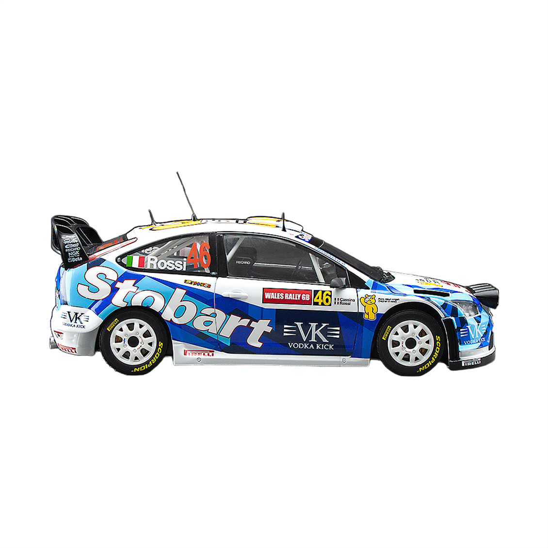 Sunstar 3939 1/18 Ölçek, Ford Focus RS WRC07, V.Rossi/C.Cassina – 2008 Wales Rally GB, Sergilemeye Hazır Metal Araba Modeli