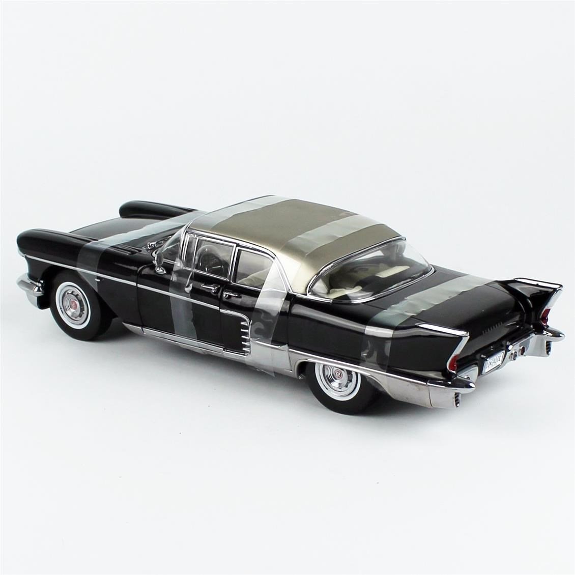 Sunstar 4001 1/18 Ölçek, 1957 Cadillac Eldorado Brougham , Abanoz Siyahı, Sergilemeye Hazır Metal Araba Modeli