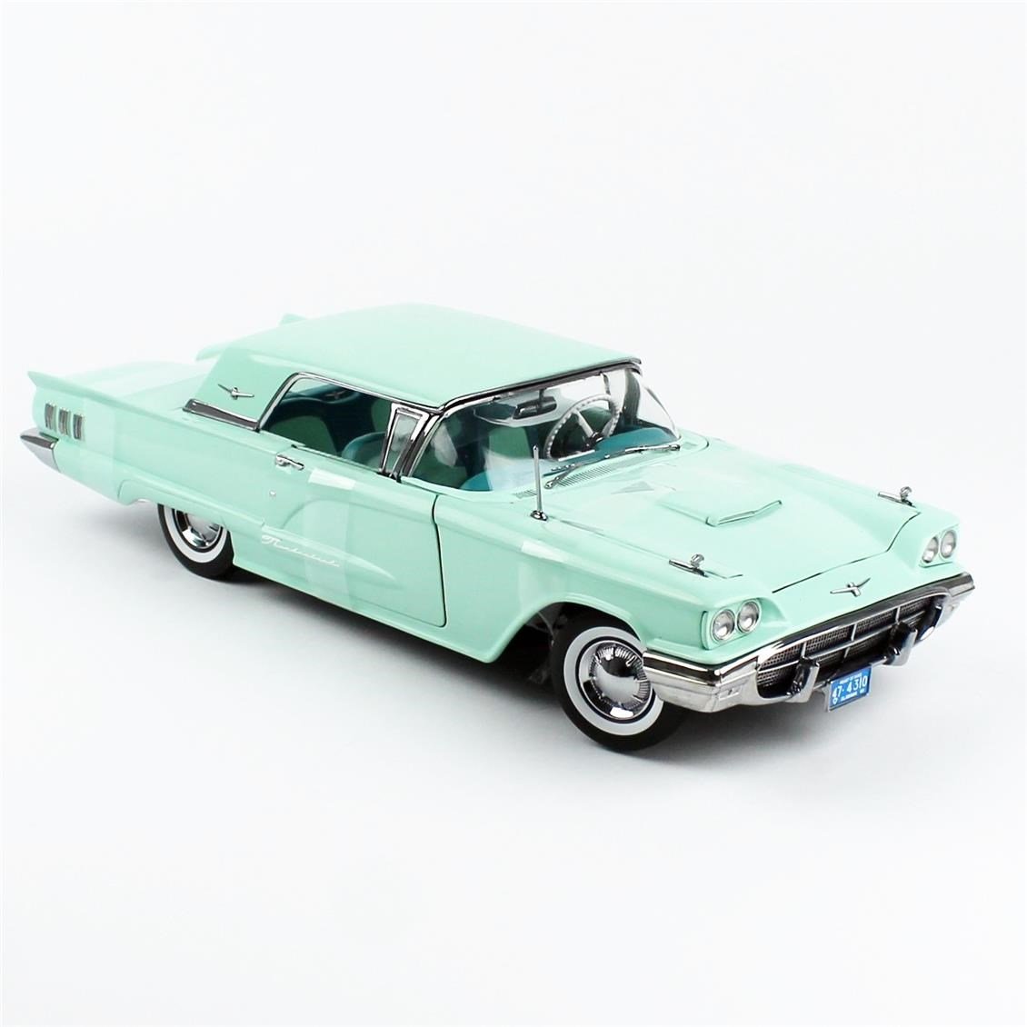 Sunstar 4310 1/18 Ölçek, 1960 Ford Thunderbird, Hard Top, Sergilemeye Hazır Metal Araba Modeli