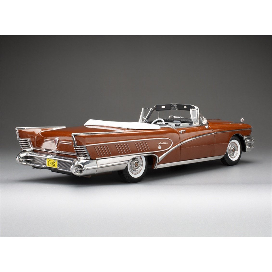 Sunstar 4822 1/18 Ölçek, 1958 Buick Limited Open Convertible, Granat Kırmızı, Sergilemeye Hazır Metal Araba Modeli