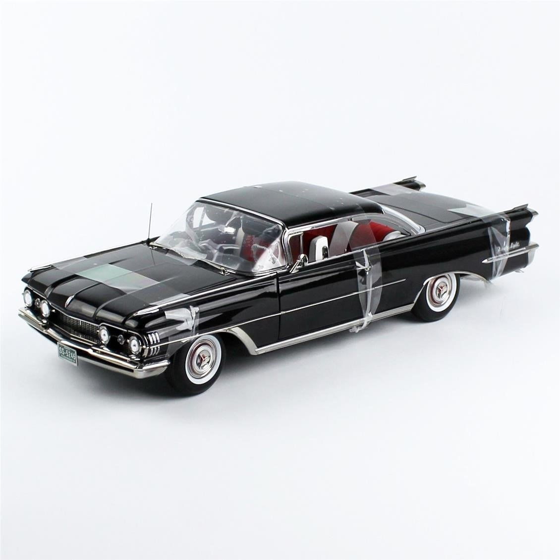 Sunstar 5246 1/18 Ölçek, 1959 Oldsmobile-98, Hard Top, Ebony Siyah, Sergilemeye Hazır Metal Araba Modeli