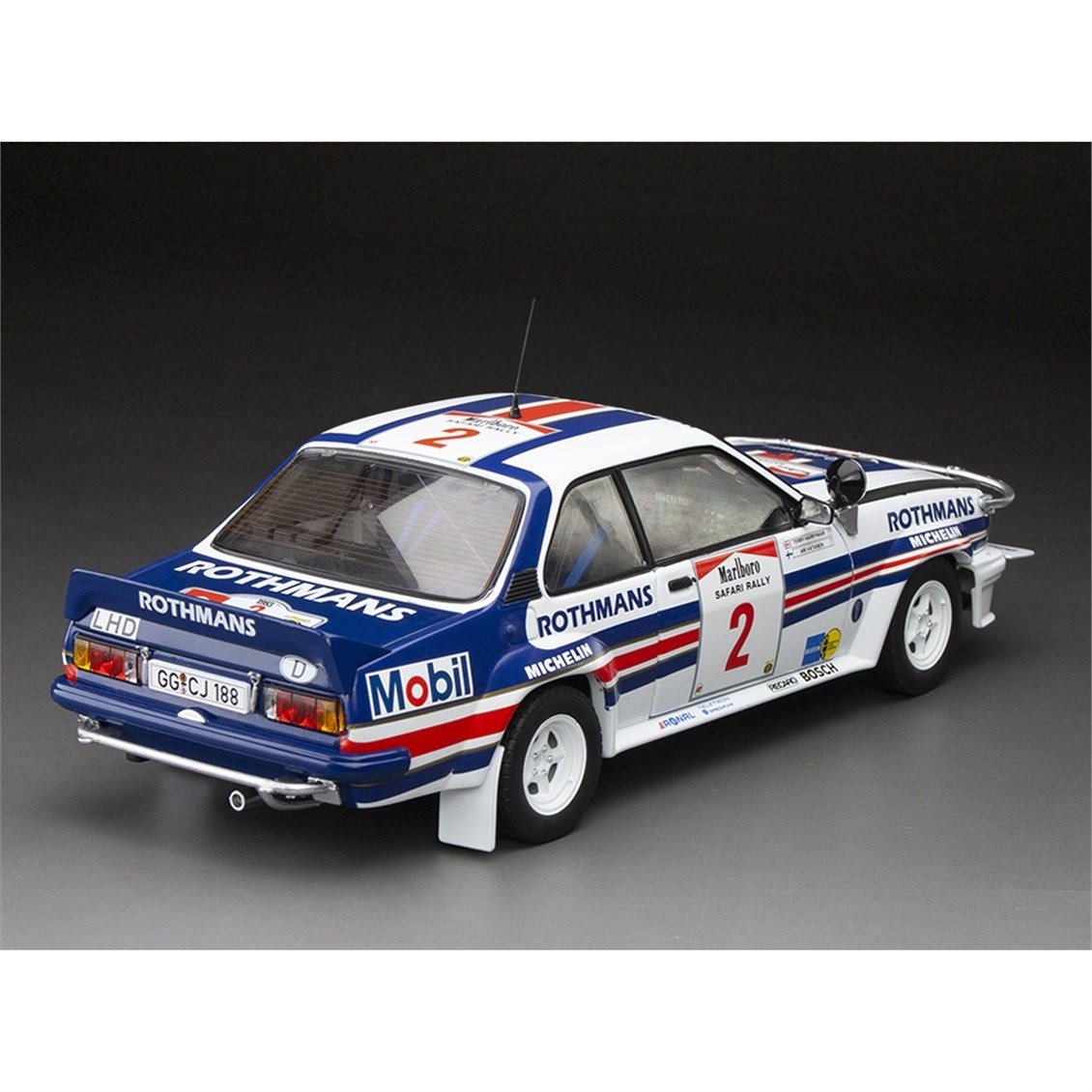 Sunstar 5453 1/18 Ölçek, Opel Ascona 400 -#2 A.Vatanen/T.Harryman - Winner Marlboro Safari Rally 1983, Sergilemeye Hazır Metal