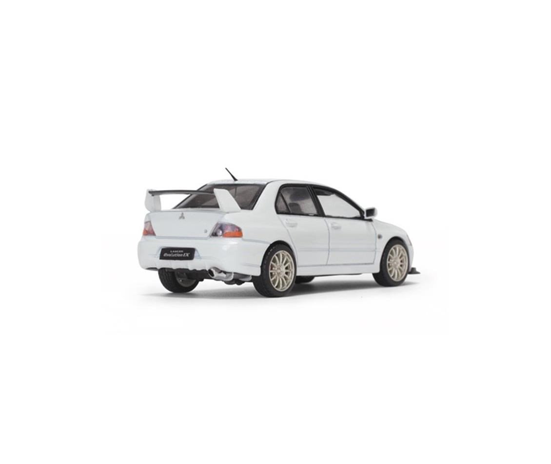 Sunstar 5554 1/18 Ölçek, 2015 Subaru WRX STI S207 (NBR Challenge Package), Beyaz, Sergilemeye Hazır Metal Araba Modeli
