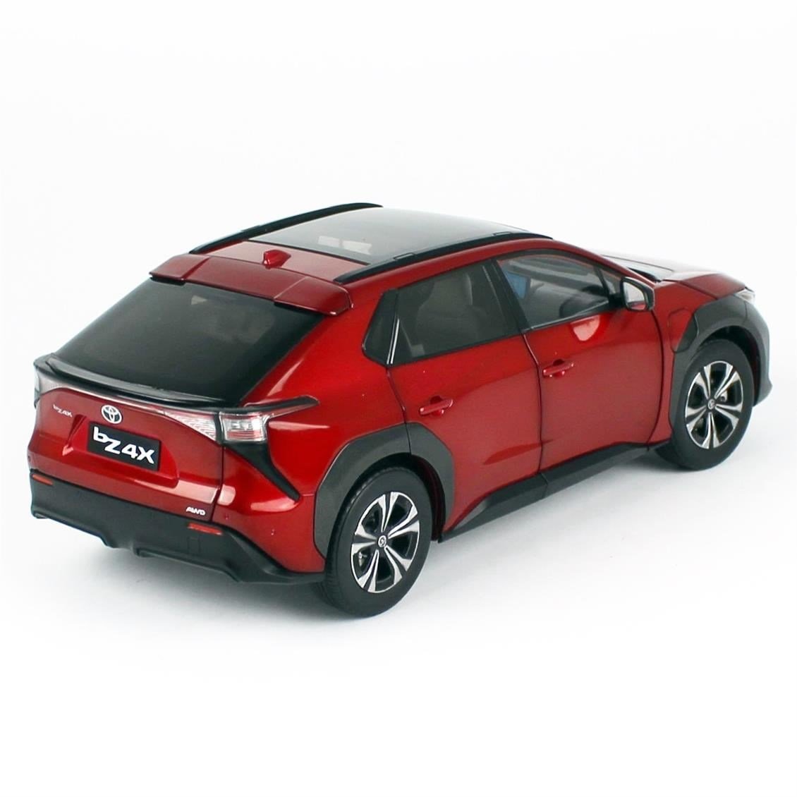 Sunstar 5650 1/18 Ölçek, 2022 Toyota BZ4X 2022, Supersonic Red, Sergilemeye Hazır Metal Araba Modeli