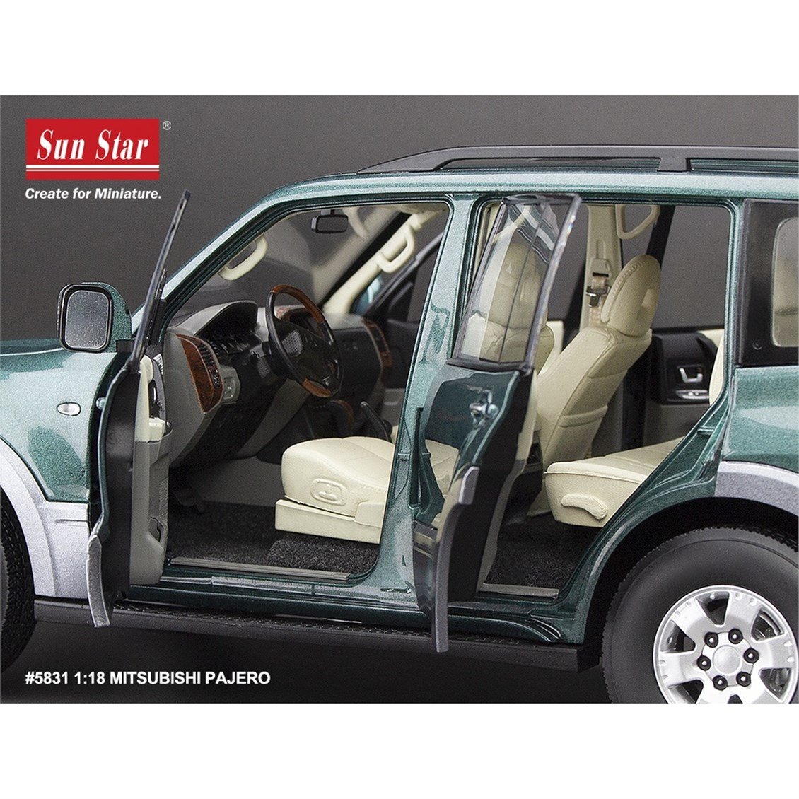 Sunstar 5831 1/18 Ölçek, Mitsubishi Pajero V73, Metalik Yeşil, Sergilemeye Hazır Metal Cip Modeli