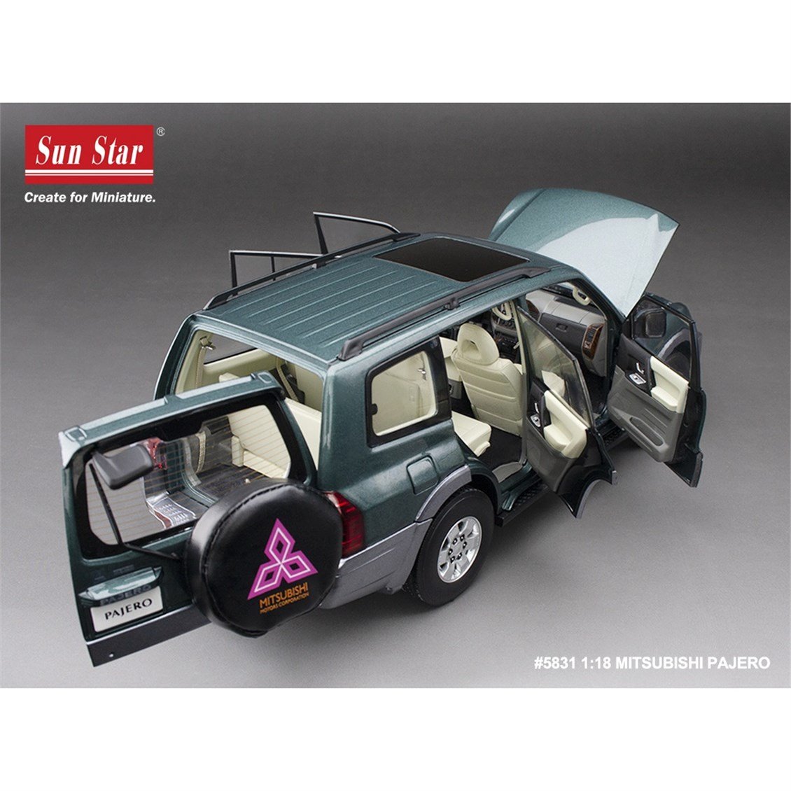 Sunstar 5831 1/18 Ölçek, Mitsubishi Pajero V73, Metalik Yeşil, Sergilemeye Hazır Metal Cip Modeli