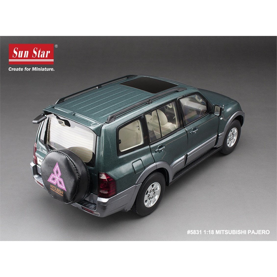 Sunstar 5831 1/18 Ölçek, Mitsubishi Pajero V73, Metalik Yeşil, Sergilemeye Hazır Metal Cip Modeli