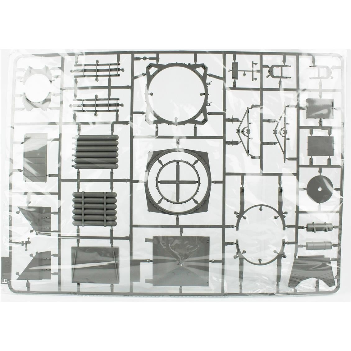 Takom 2030 1/35 Ölçek,V-2 Rocket Rampası ve Hanomag SS100 Kamyonu, Plastik Model kiti
