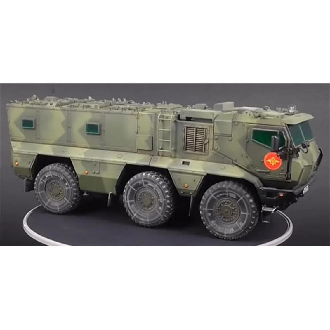Takom 2082 1/35 Ölçek, Rus Zırhlı Personel Taşıyıcı Typhoon-K, Plastik Model kiti