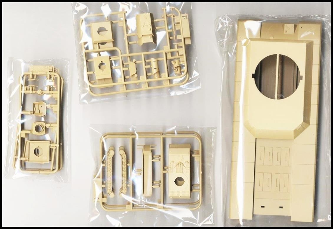 Takom 3001 1/144 Ölçek, WWII Landkreuzer P1000 Ratte & Panzer VIII Maus Tankı, Plastik Model kiti