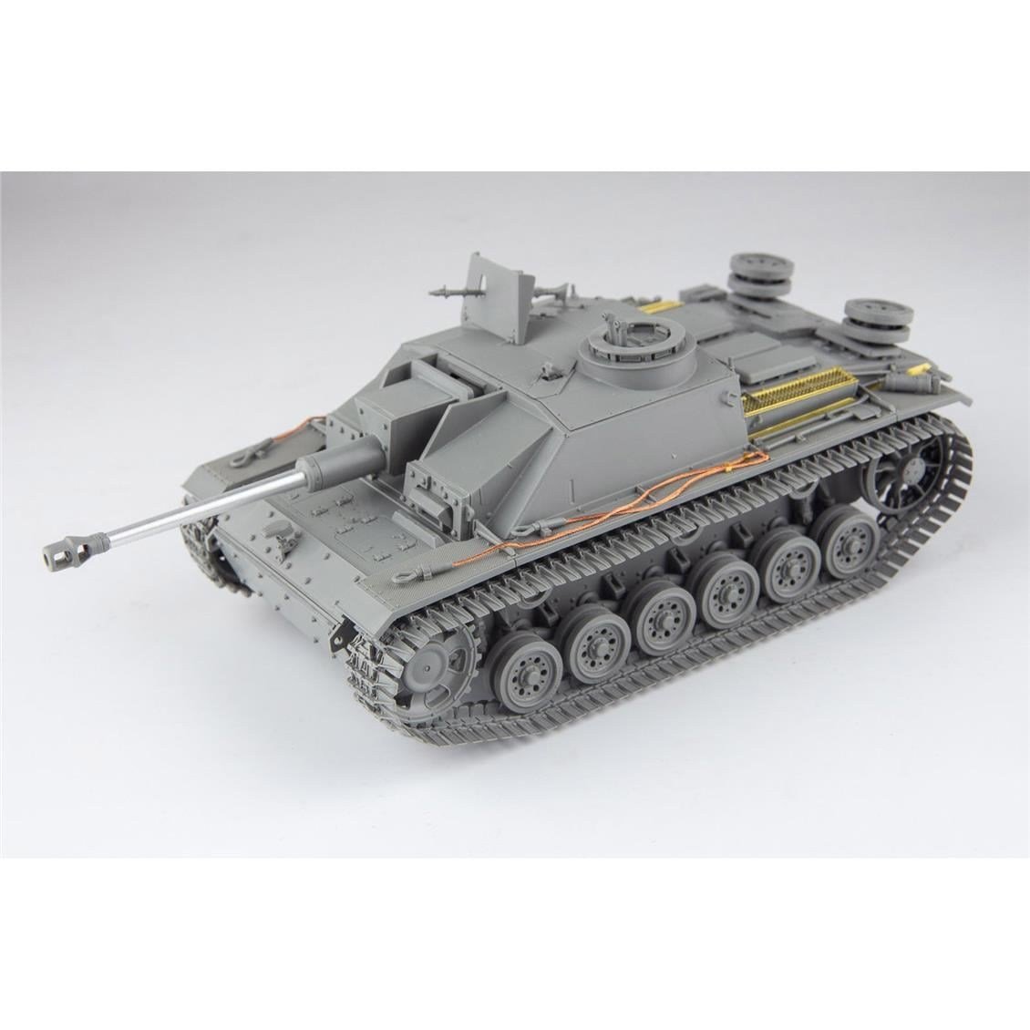 Takom 8010 1/35 Ölçek, StuG.III Ausf.G Tankı, Erken Dönem, Kış Donanımlı, Plastik Model kiti