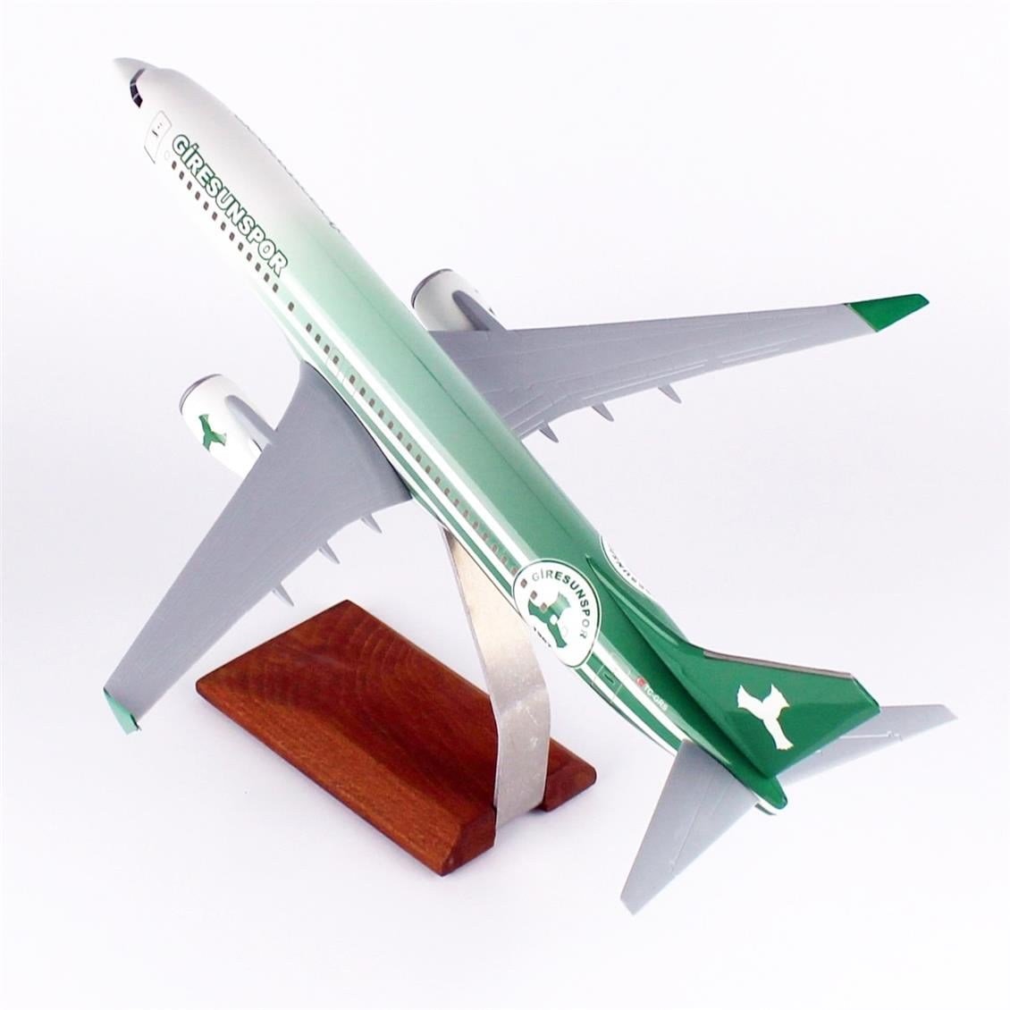 THY002 1/100 Ölçek, THY Giresun Spor Logolu B737-800 Yolcu Uçağı, Sergilemeye Hazır Ahşap Standlı Model