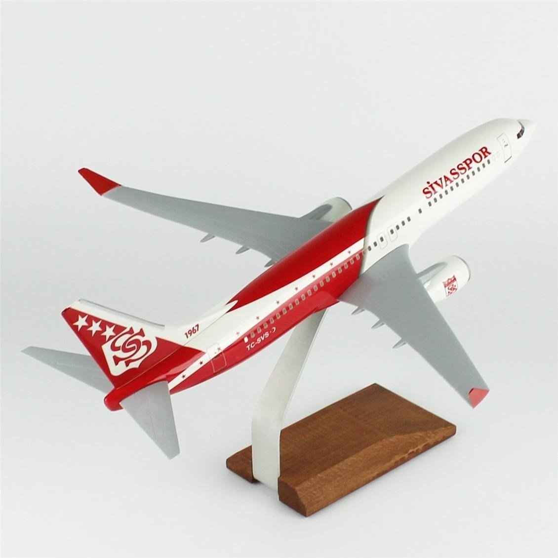 THY013 1/100 Ölçek, THY Sivas Spor B737-800 Yolcu Uçağı, Sergilemeye Hazır Ahşap Standlı Model