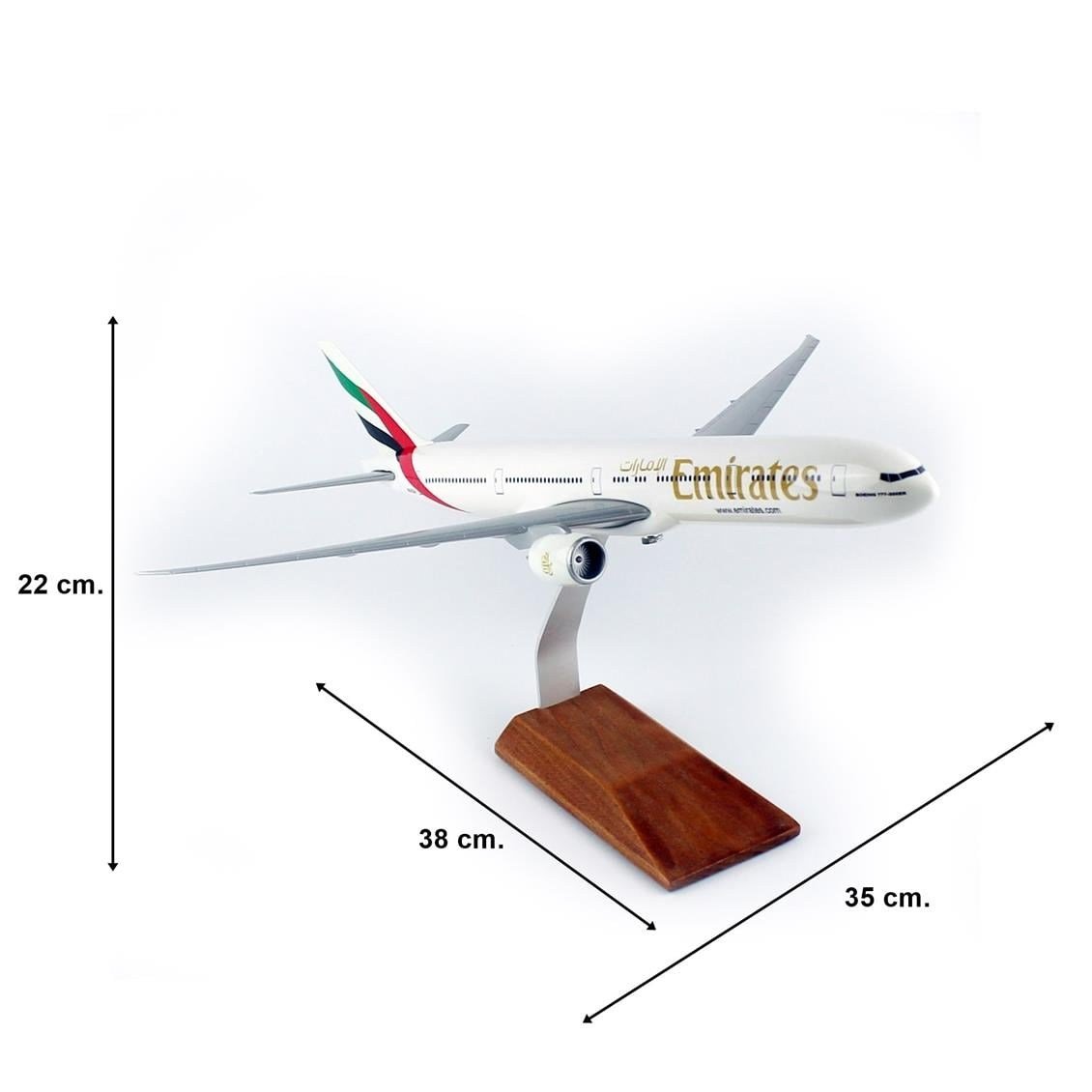 THY052 1/100 Ölçek, Emirates 777-300 ER Yolcu Uçağı, Sergilemeye Hazır Ahşap Standlı Model