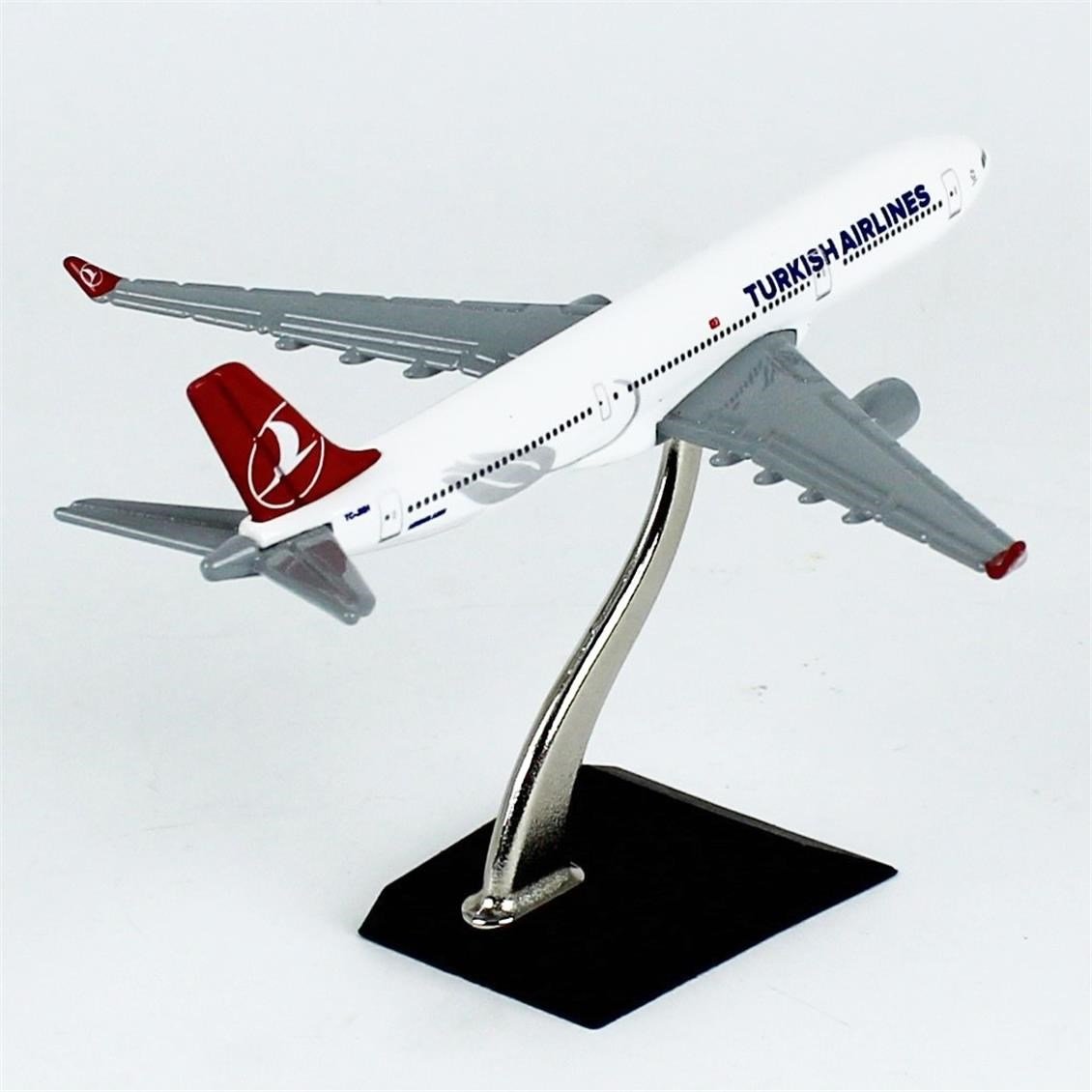 THY055 1/400 Ölçek, Turkish Airlines Logolu Boeing B737-800 Yolcu Uçağı, Sergilemeye Hazır Ahşap Standlı Metal Model