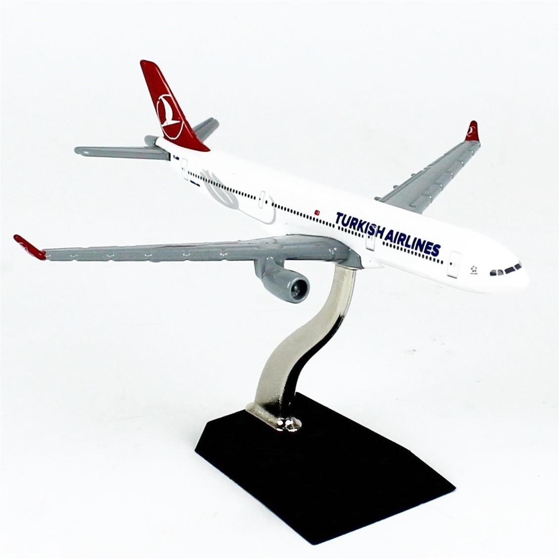 THY055 1/400 Ölçek, Turkish Airlines Logolu Boeing B737-800 Yolcu Uçağı, Sergilemeye Hazır Ahşap Standlı Metal Model