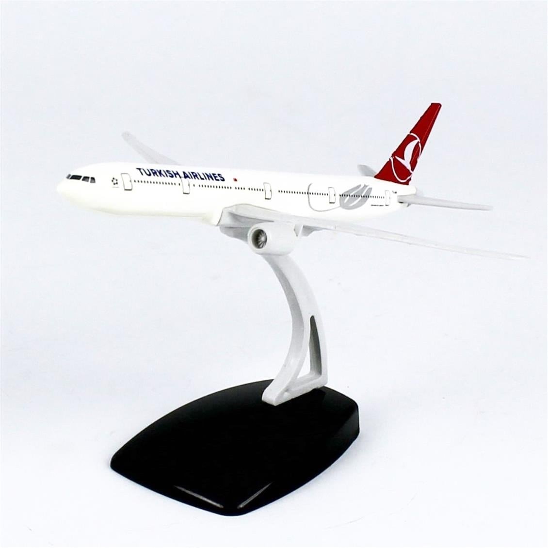 THY059 1/500 Ölçek, THY Lale Logolu Boeing B777-300 Yolcu Uçağı, Sergilemeye Hazır Standlı Model
